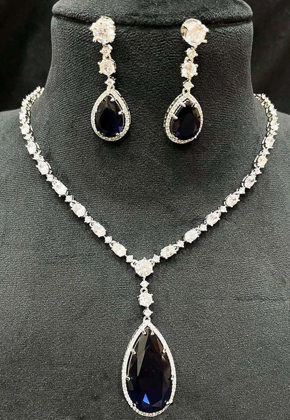American Diamond Studded Necklace Set