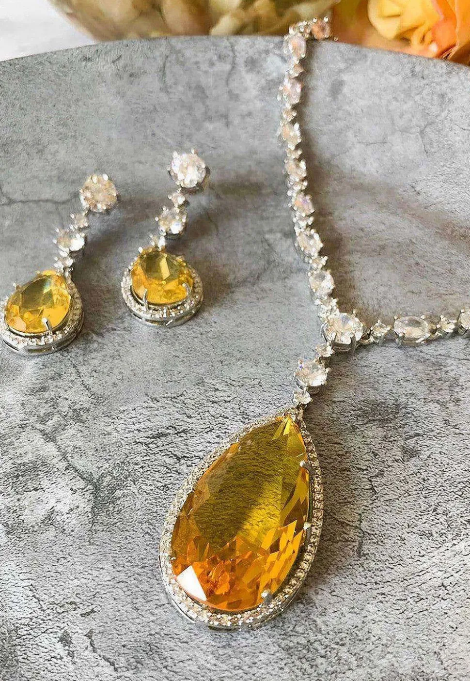 American Diamond Studded Necklace Set