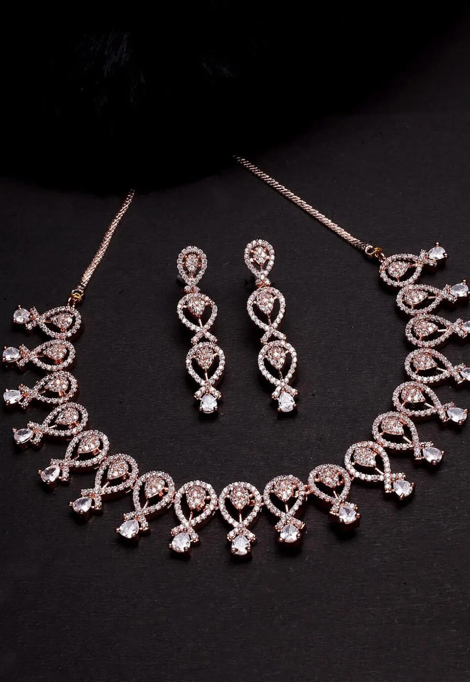 American Diamond Studded Necklace Set
