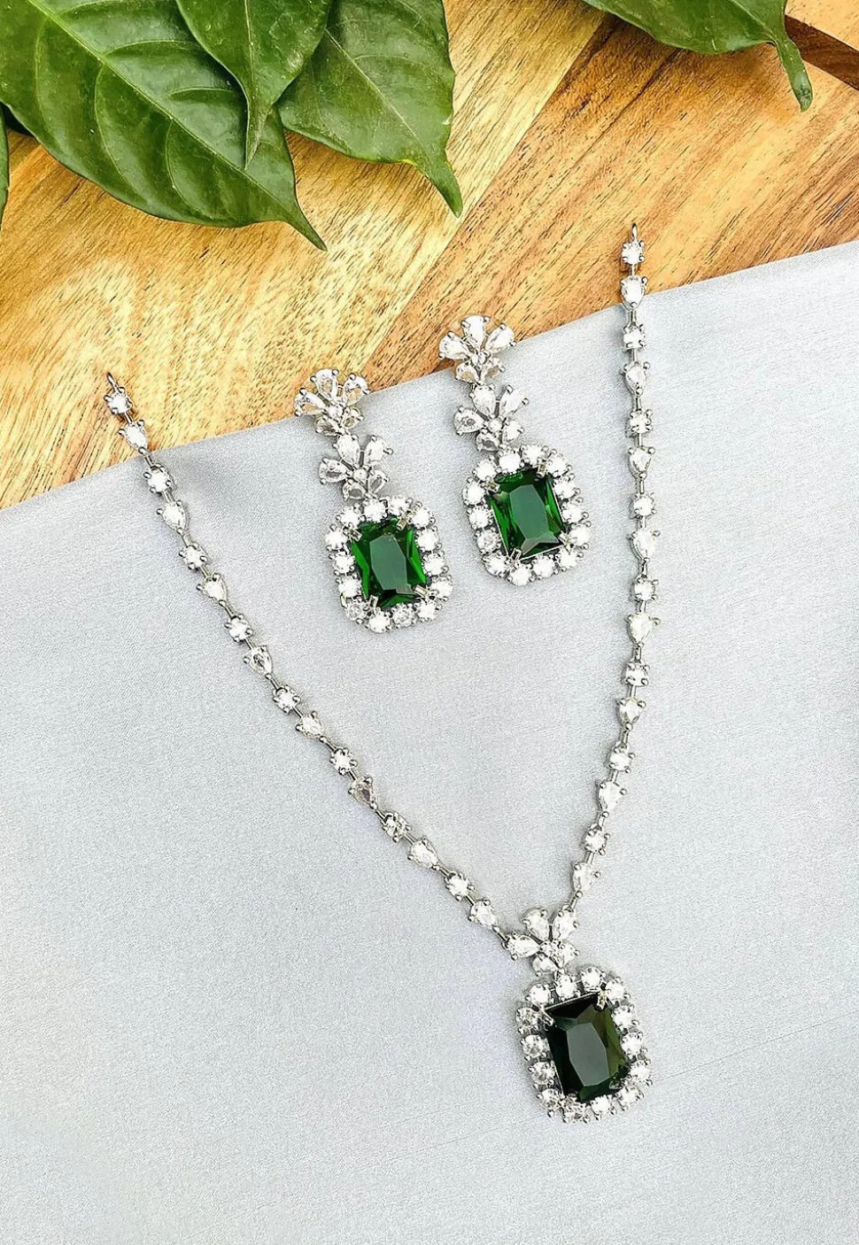 American Diamond Studded Necklace Set