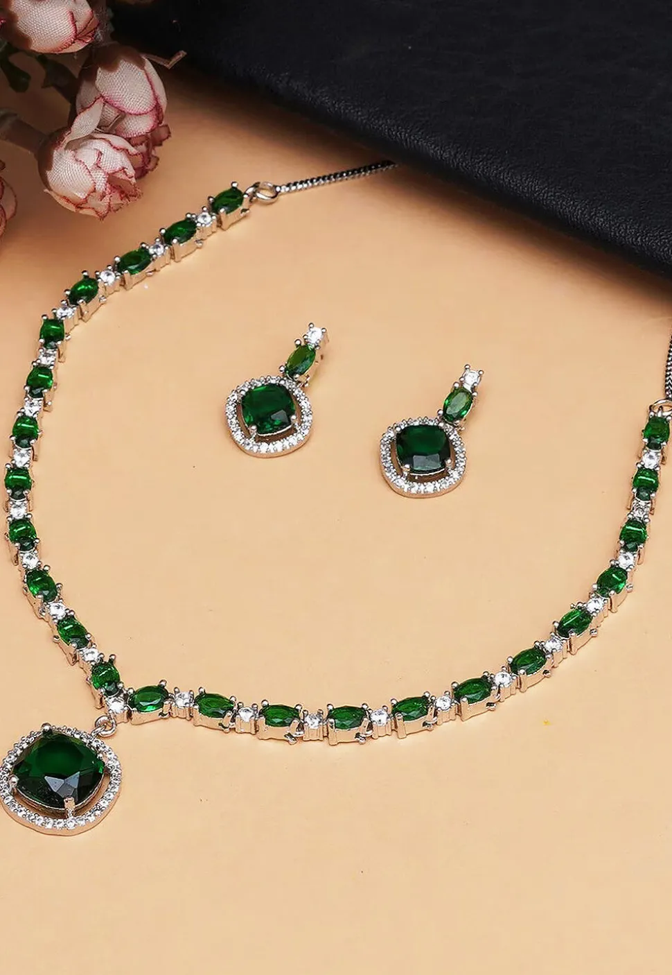American Diamond Studded Necklace Set