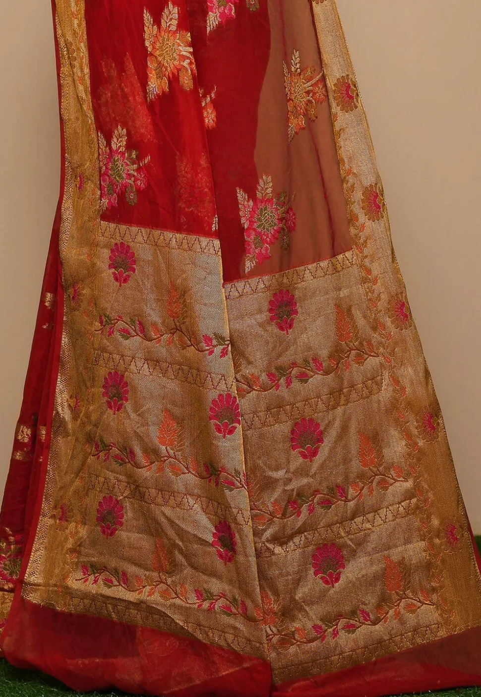 Banarasi Georgette Silk Saree in Red