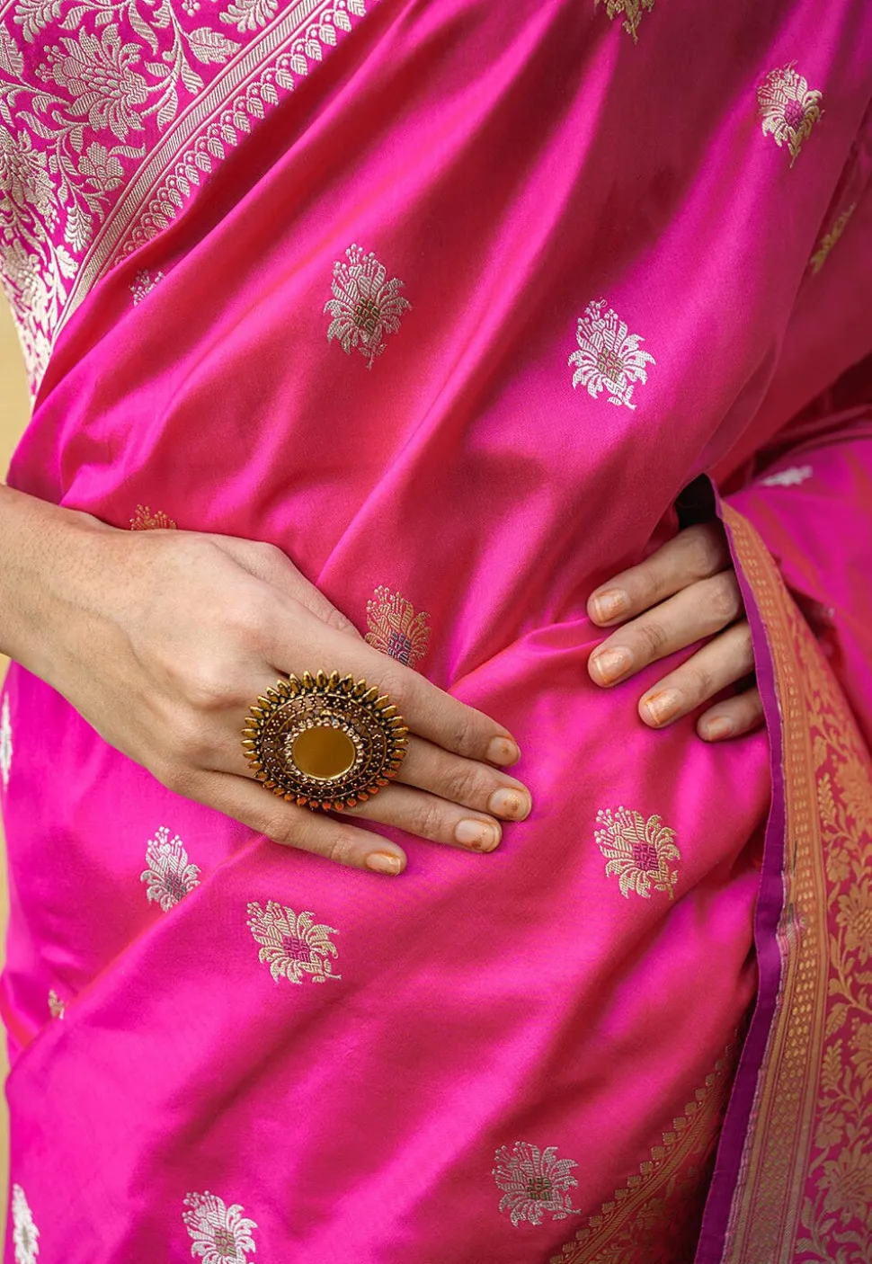 Banarasi Handloom Pure Katan Silk Saree in Fuchsia