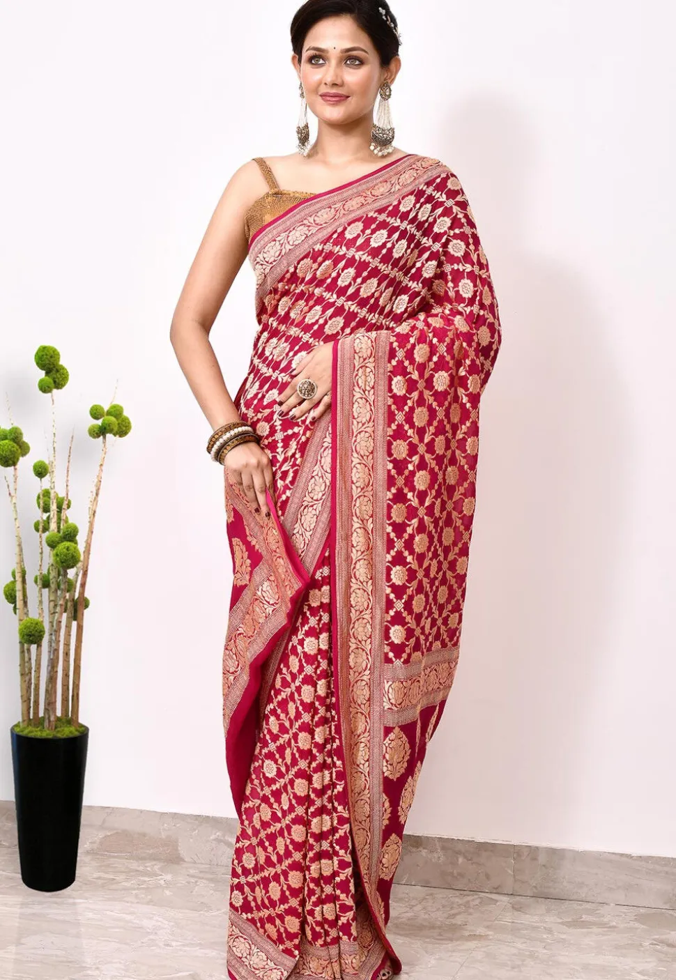 Banarasi Pure Chiffon Saree in Red