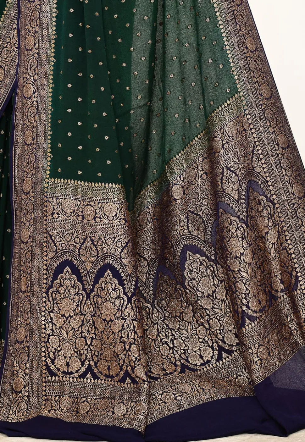 Banarasi Pure Crepe Silk Saree in Dark Green