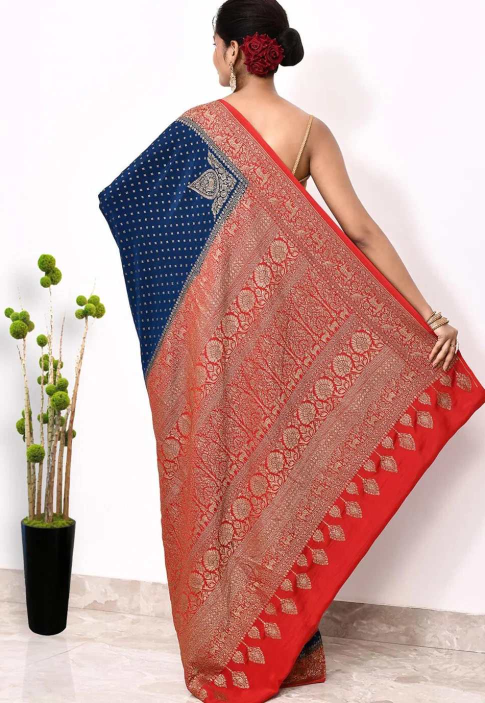 Banarasi Pure Crepe Silk Saree in Dark Blue