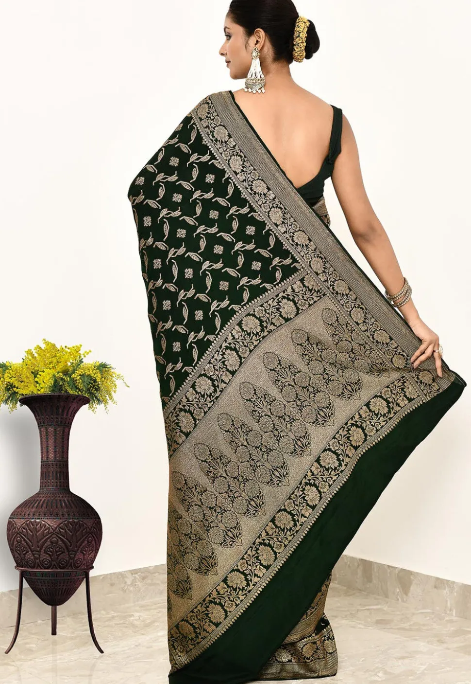 Banarasi Pure Crepe Silk Saree in Black