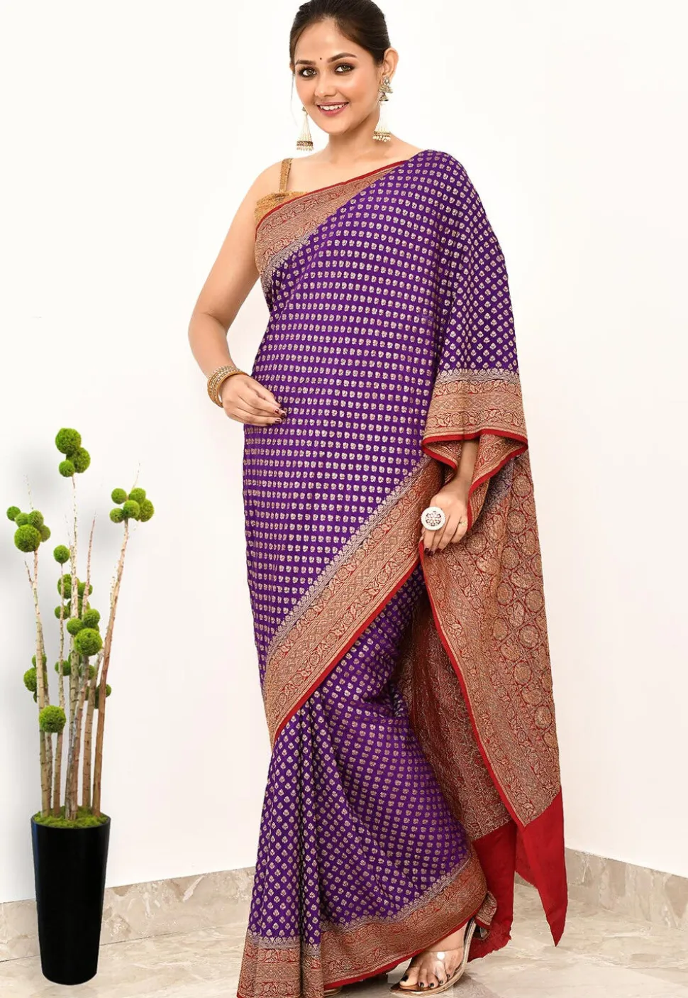 Banarasi Pure Crepe Silk Saree in Violet