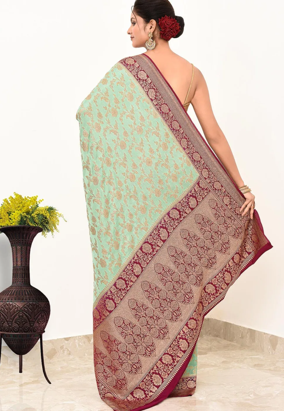Banarasi Pure Crepe Silk Saree in Pastel Green