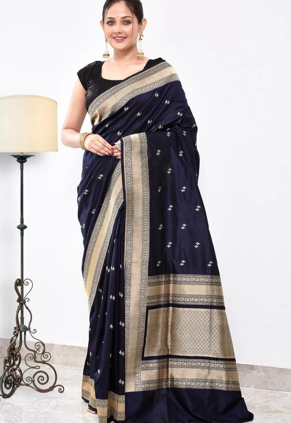 Banarasi Pure Katan Silk Handloom Saree in Navy Blue