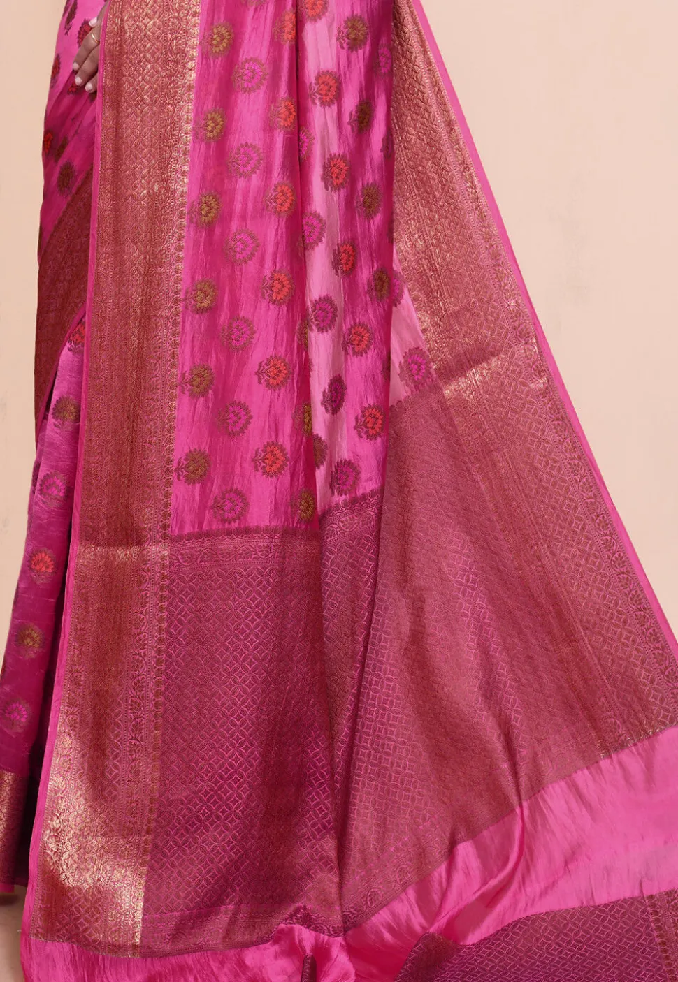 Banarasi Pure Silk Saree in Fuchsia