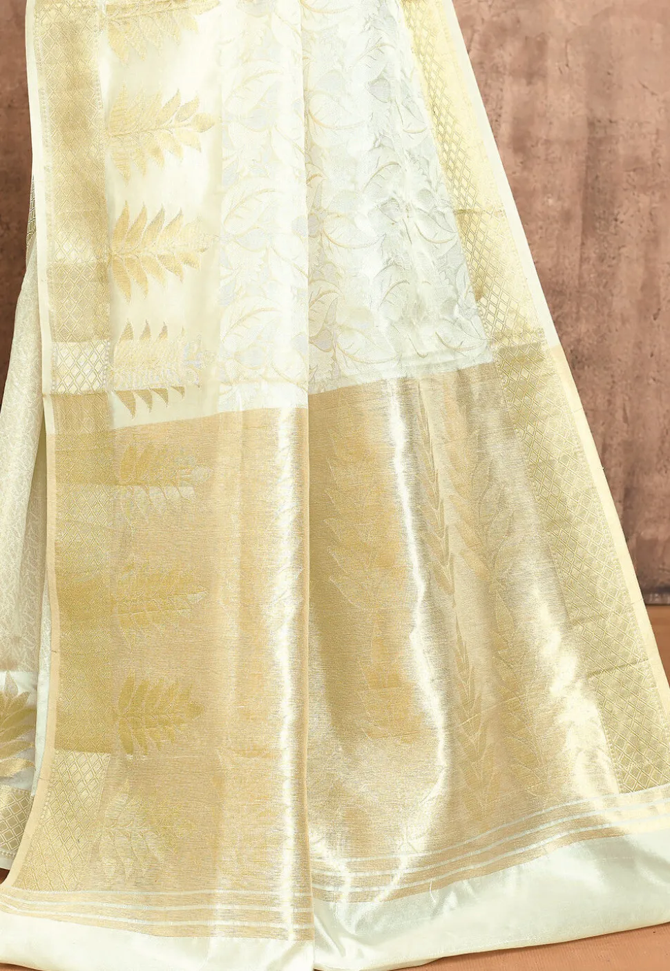 Banarasi Pure Silk Saree in Off White