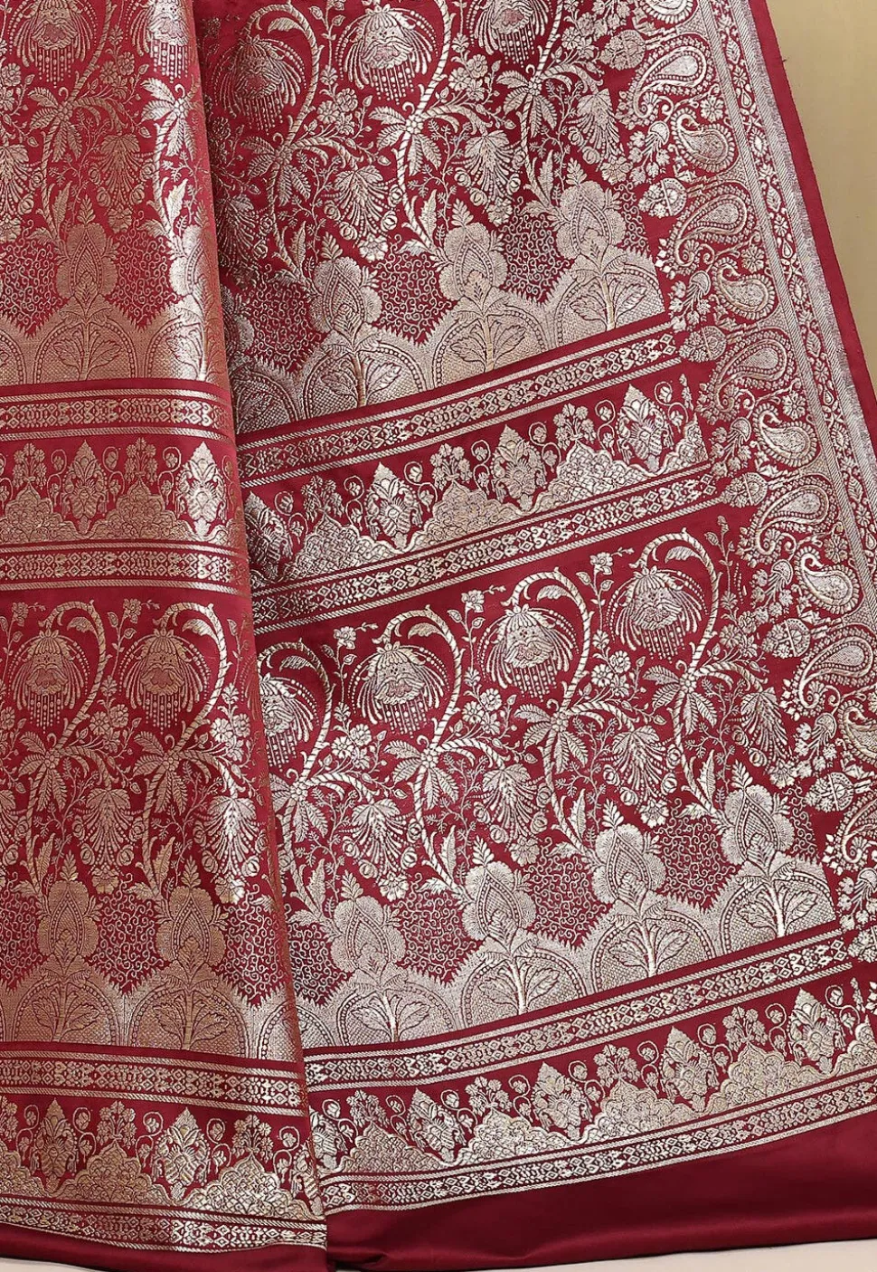 Banarasi Pure Silk Saree in Red