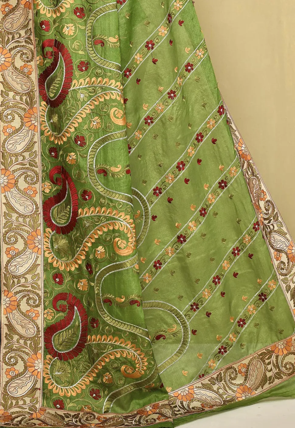 Banarasi Pure Silk Saree in Green