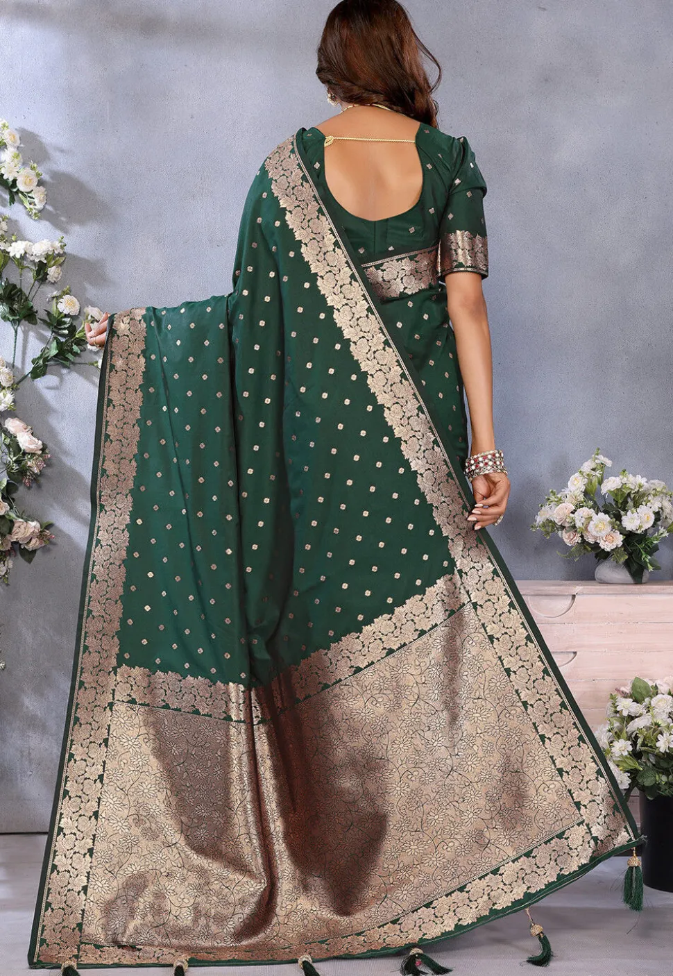 Banarasi Saree in Dark Green
