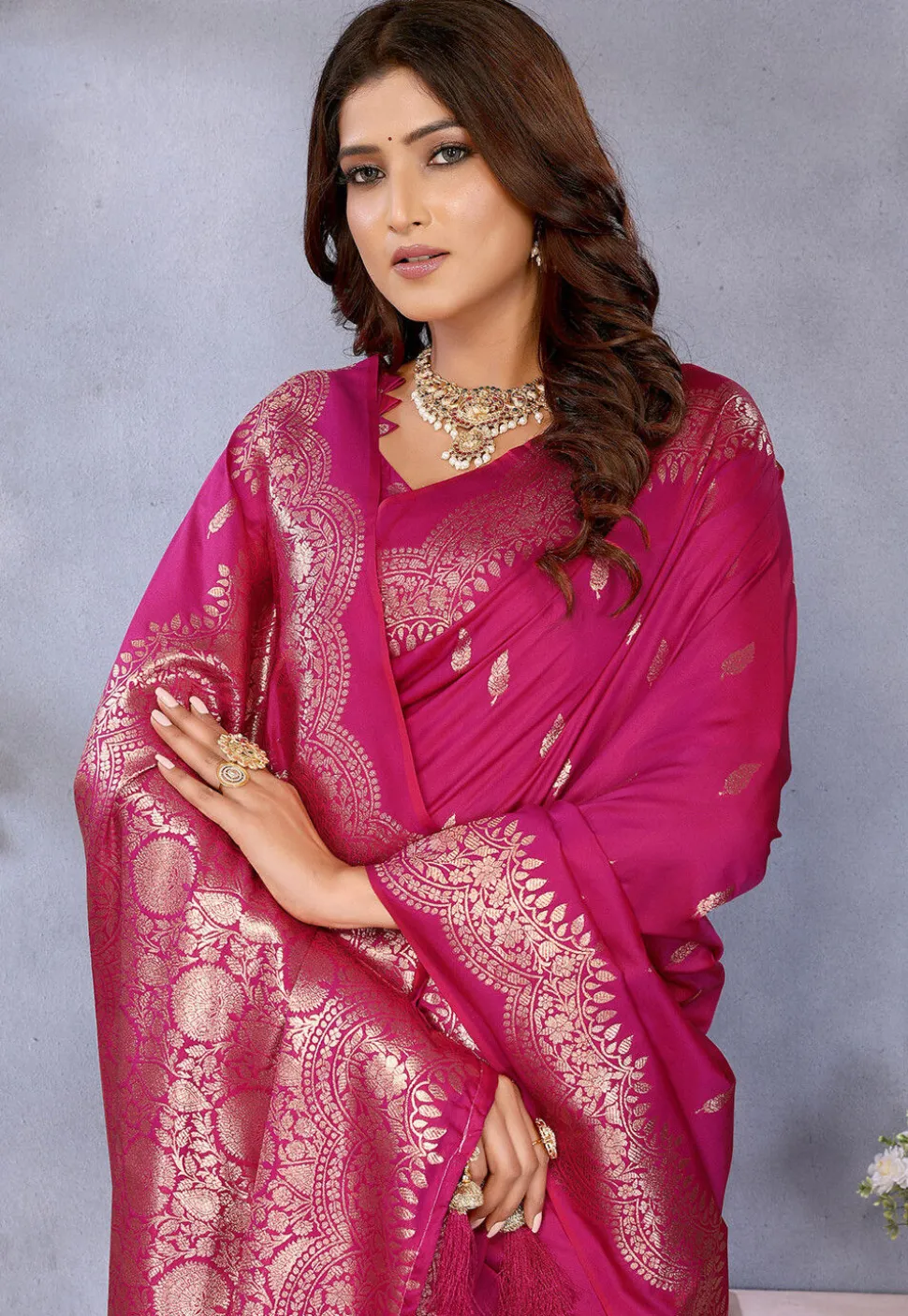 Banarasi Saree in Fuchsia
