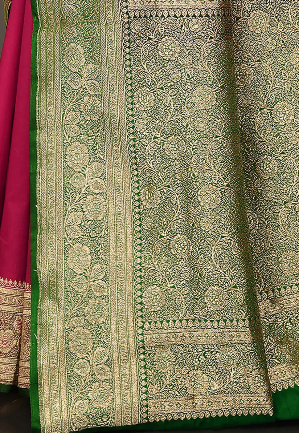 Banarasi Saree in Fuchsia