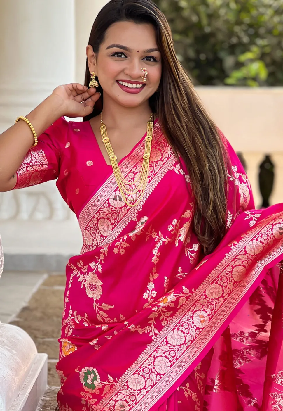 Banarasi Saree in Fuchsia