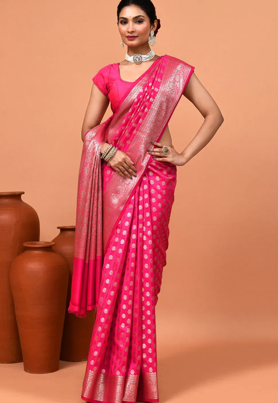 Banarasi Saree in Fuchsia