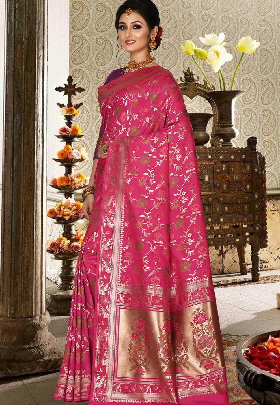 Banarasi Saree in Fuchsia