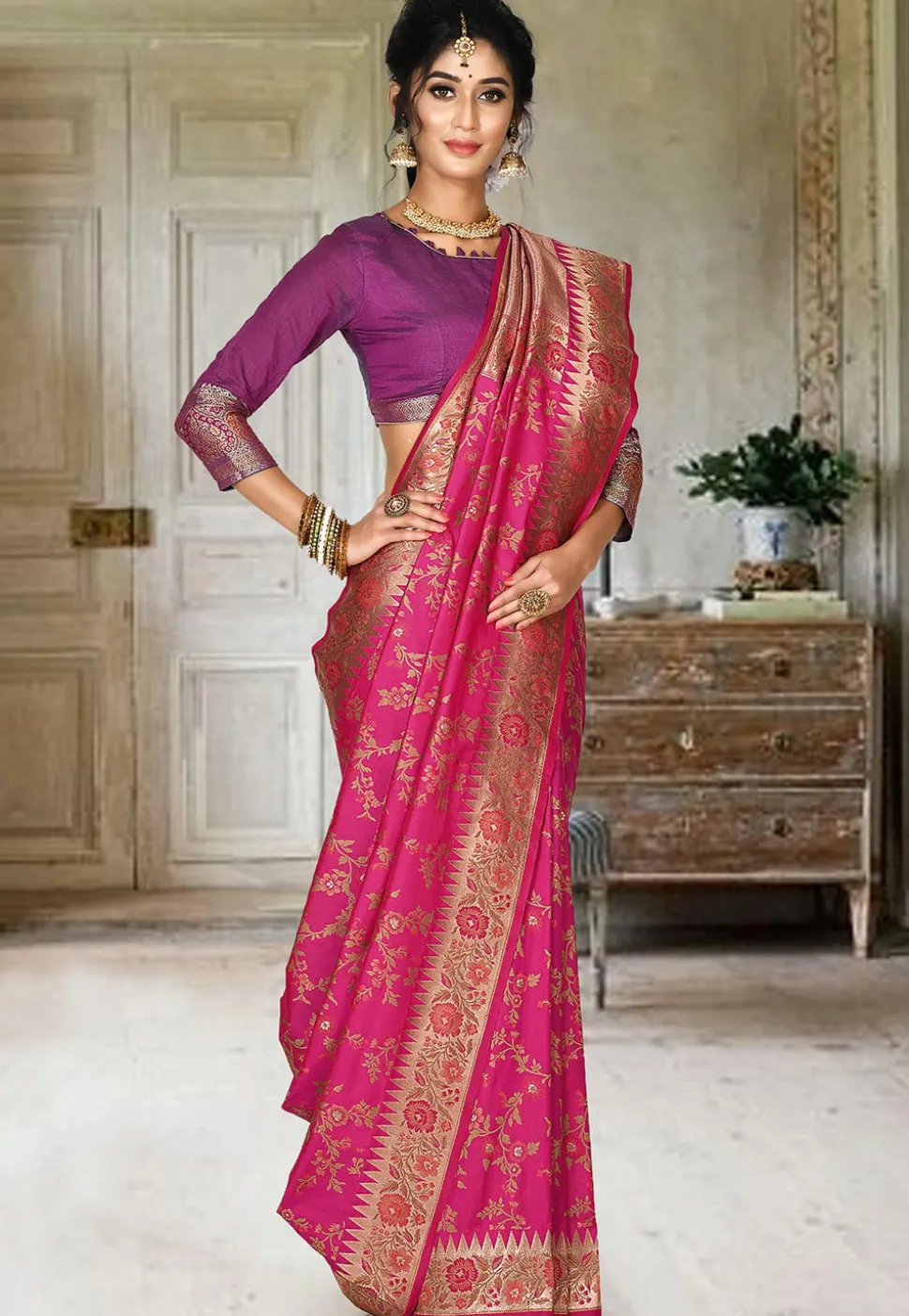 Banarasi Saree in Fuchsia