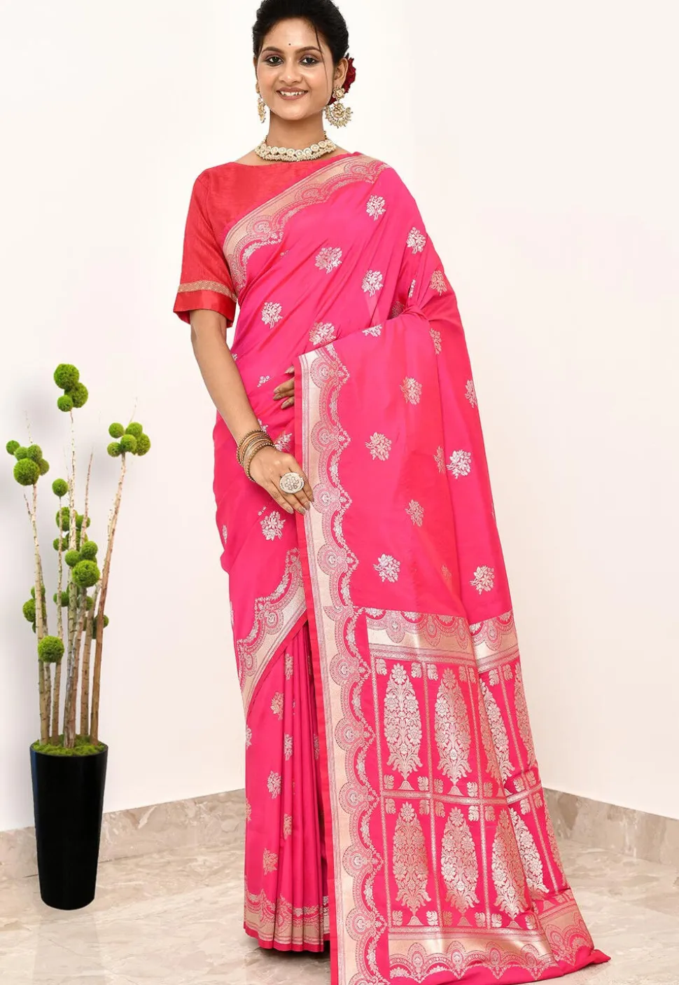 Banarasi Saree in Pink