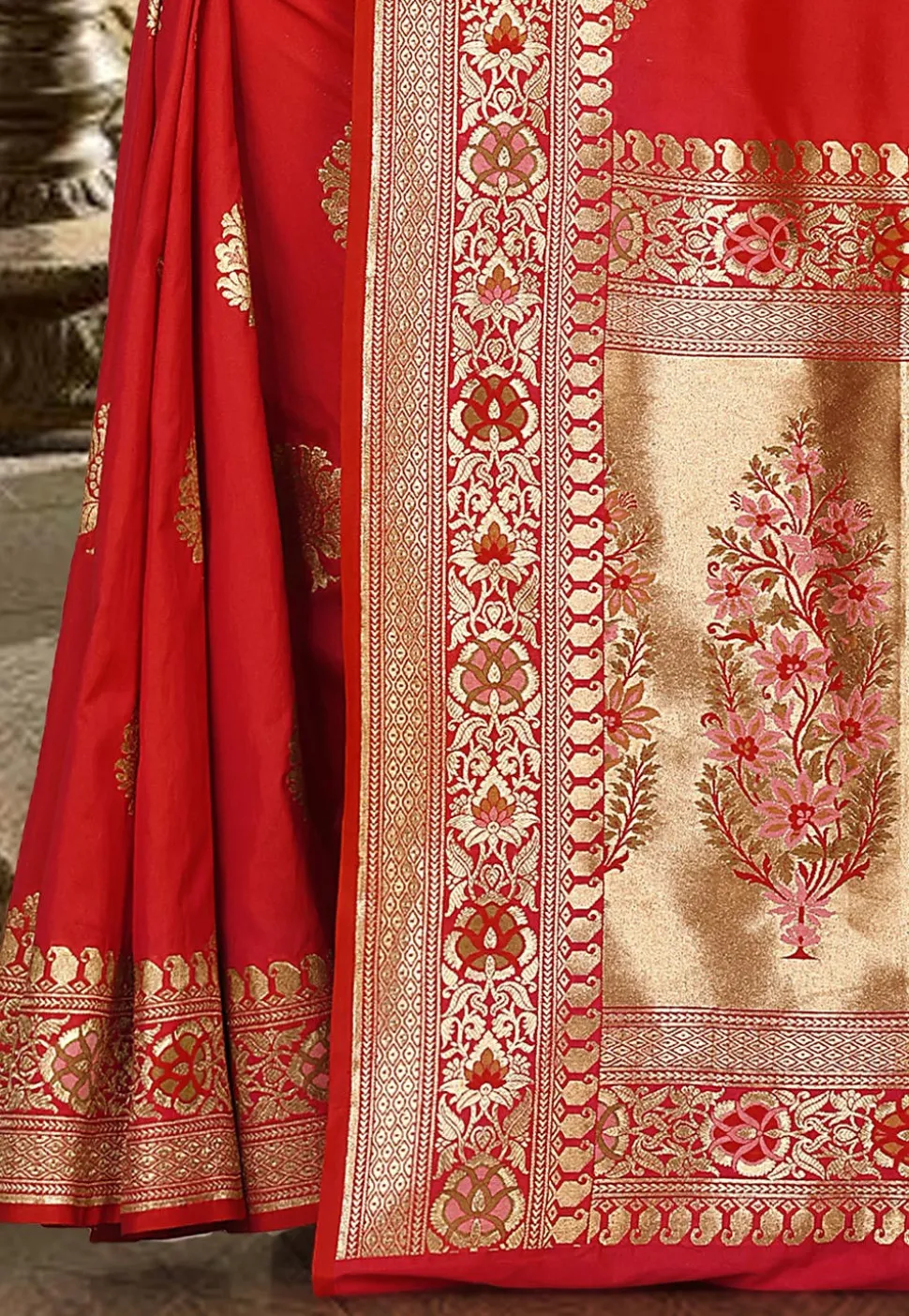 Banarasi Saree in Red