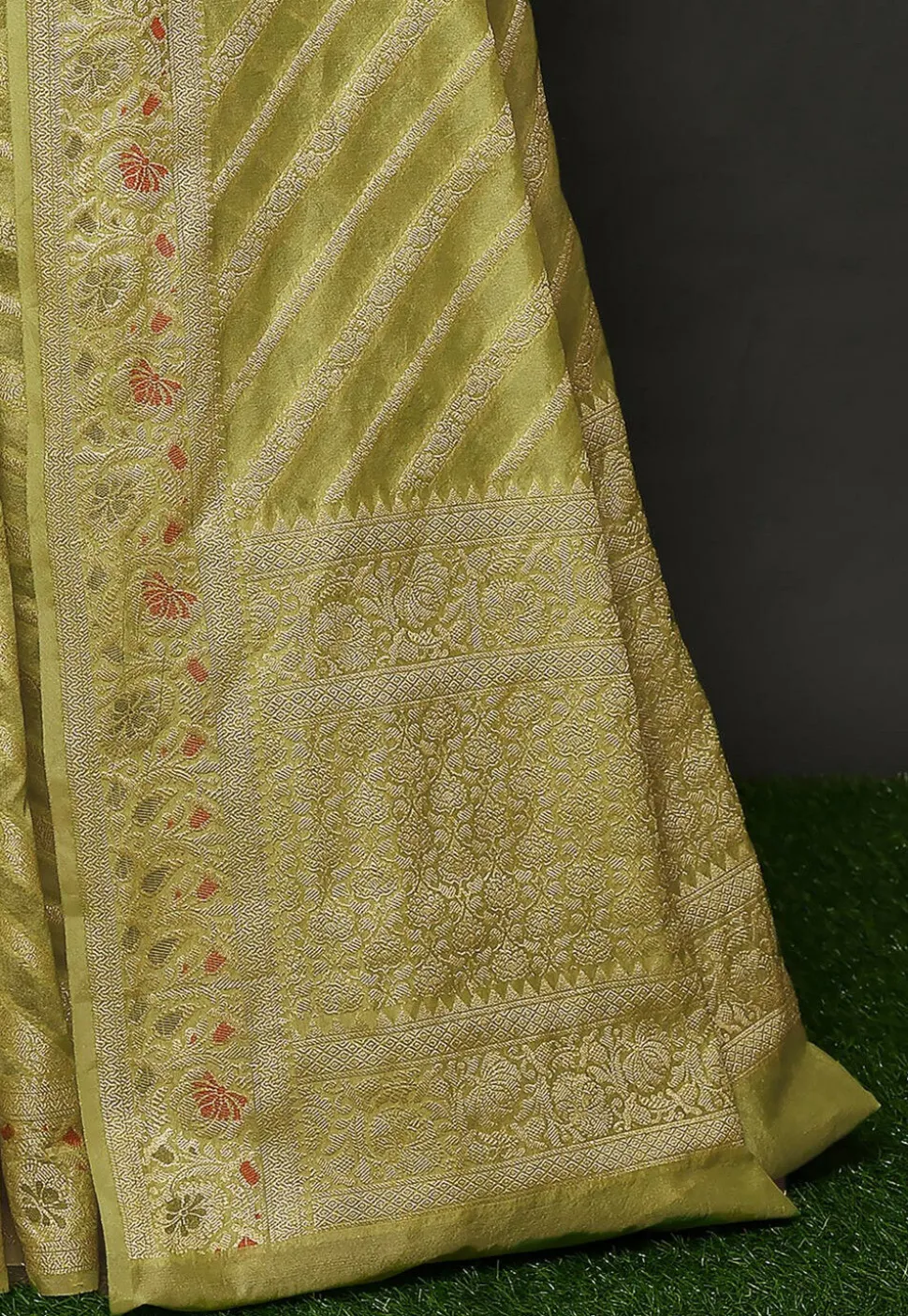 Banarasi Silk Saree in Light Green