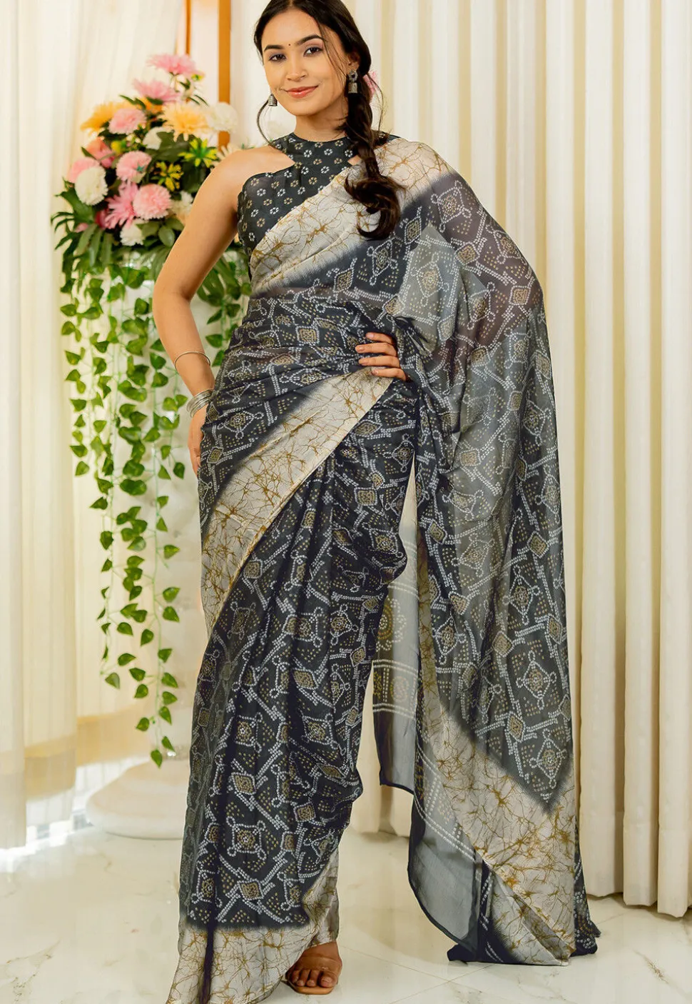 Bandhej Printed Chiffon Saree in Black
