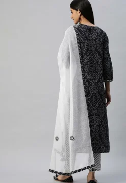 Bandhej Printed Cotton Pakistani Suit in Black