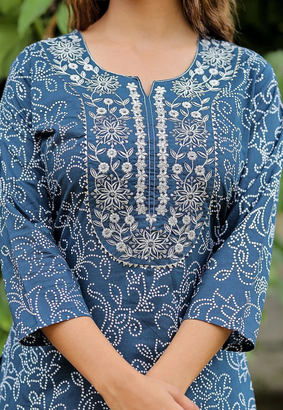 Bandhej Printed Cotton Punjabi Suit in Navy Blue