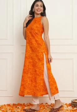 Bandhej Printed Cotton Straight Kurta Set in Orange