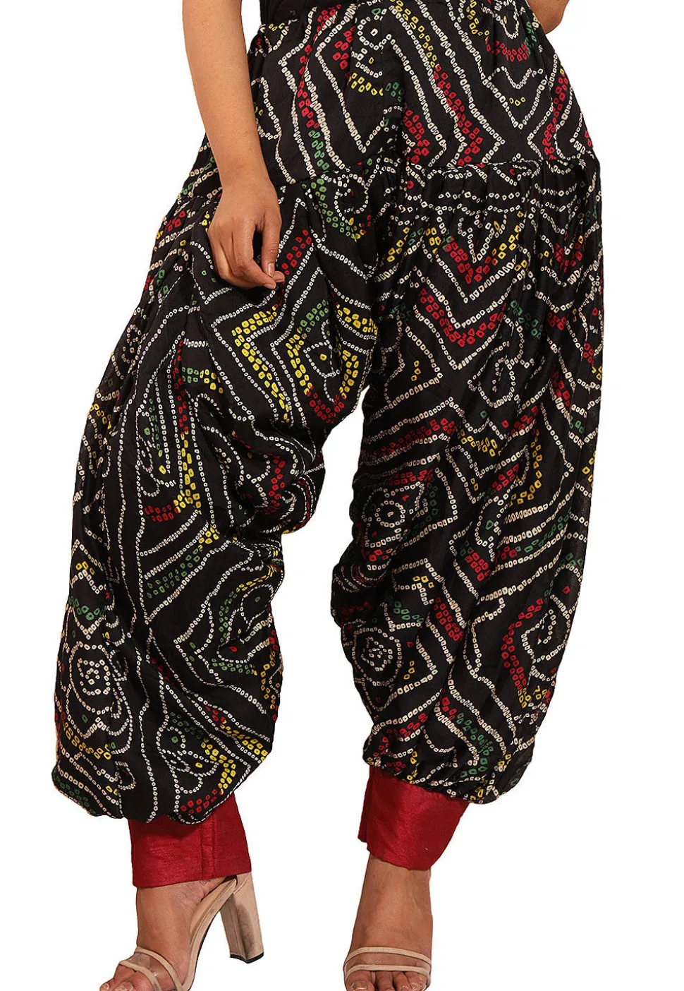 Bandhej Printed Crepe Alladin Pant in Black