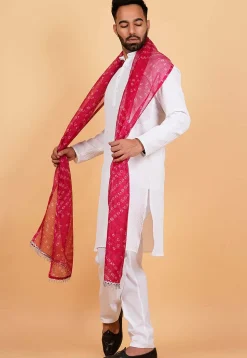 Bandhej Printed Kota Doria Men Dupatta in Fuchsia