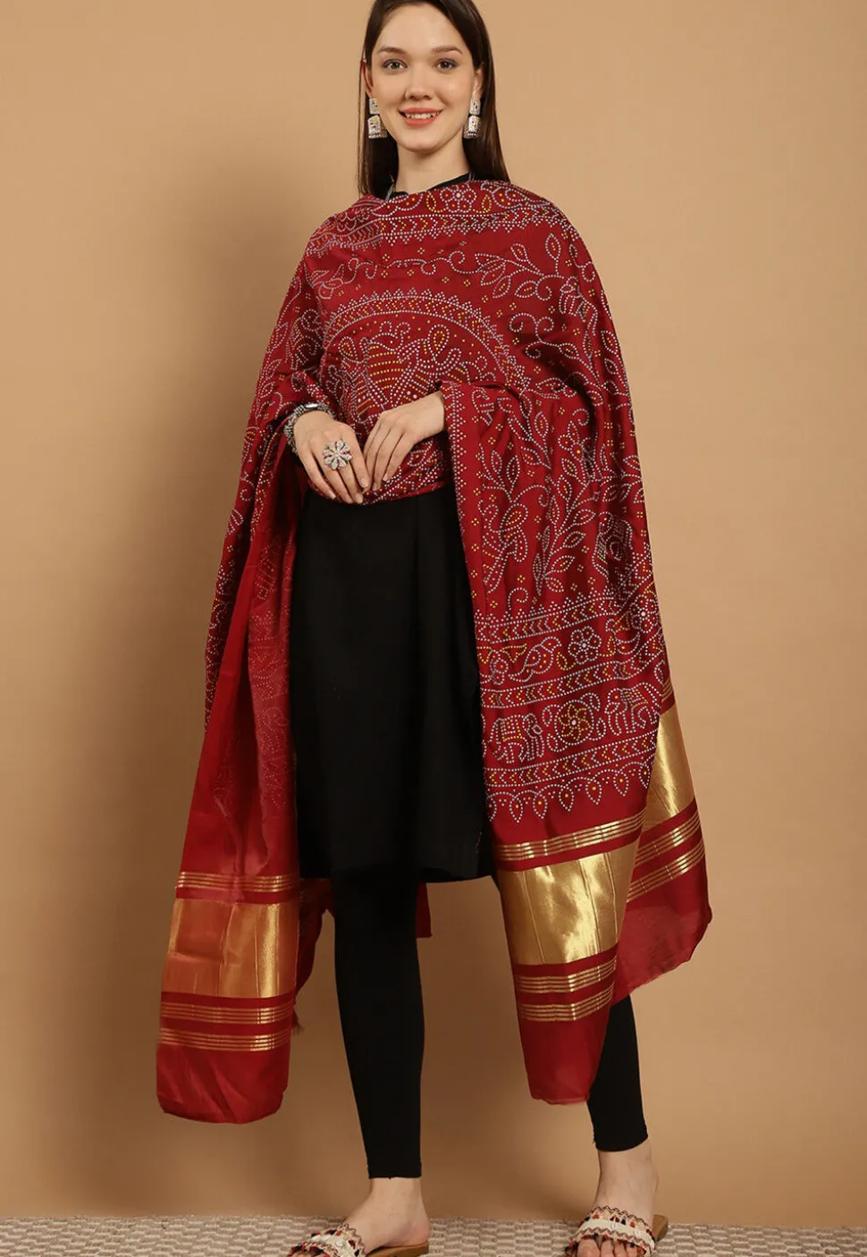Bandhej Printed Muslin Silk Dupatta in Maroon