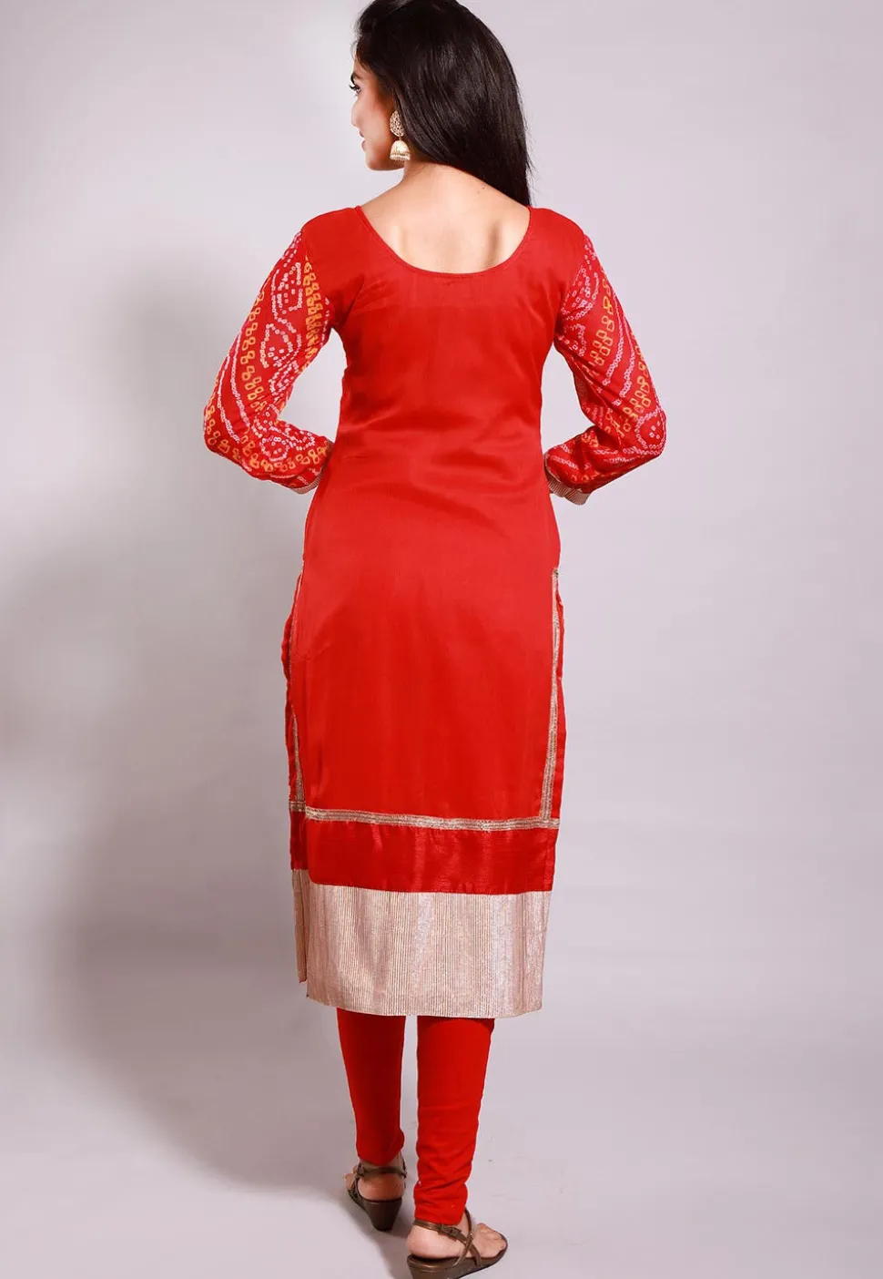 Bandhej Printed Pure Chinon Crepe Straight Suit in Red