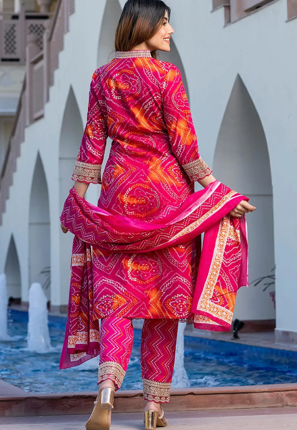 Bandhej Printed Pure Cotton Pakistani Suit in Fuchsia