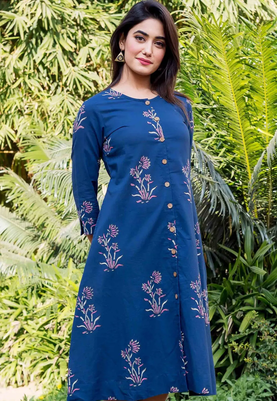 Block Printed Cotton Button Down Kurta in Dark Blue