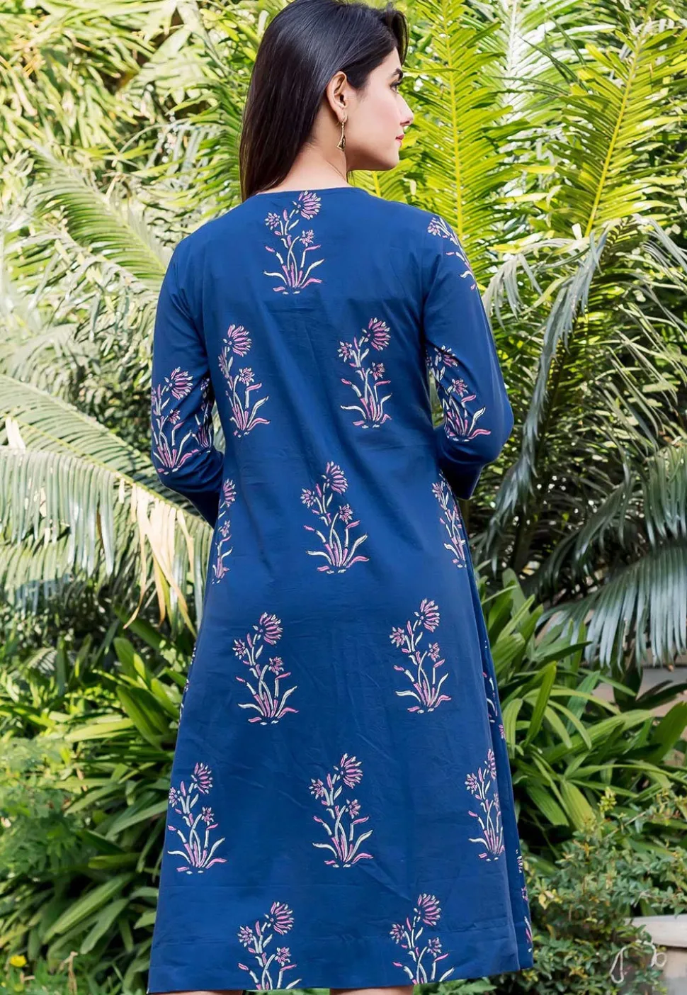 Block Printed Cotton Button Down Kurta in Dark Blue