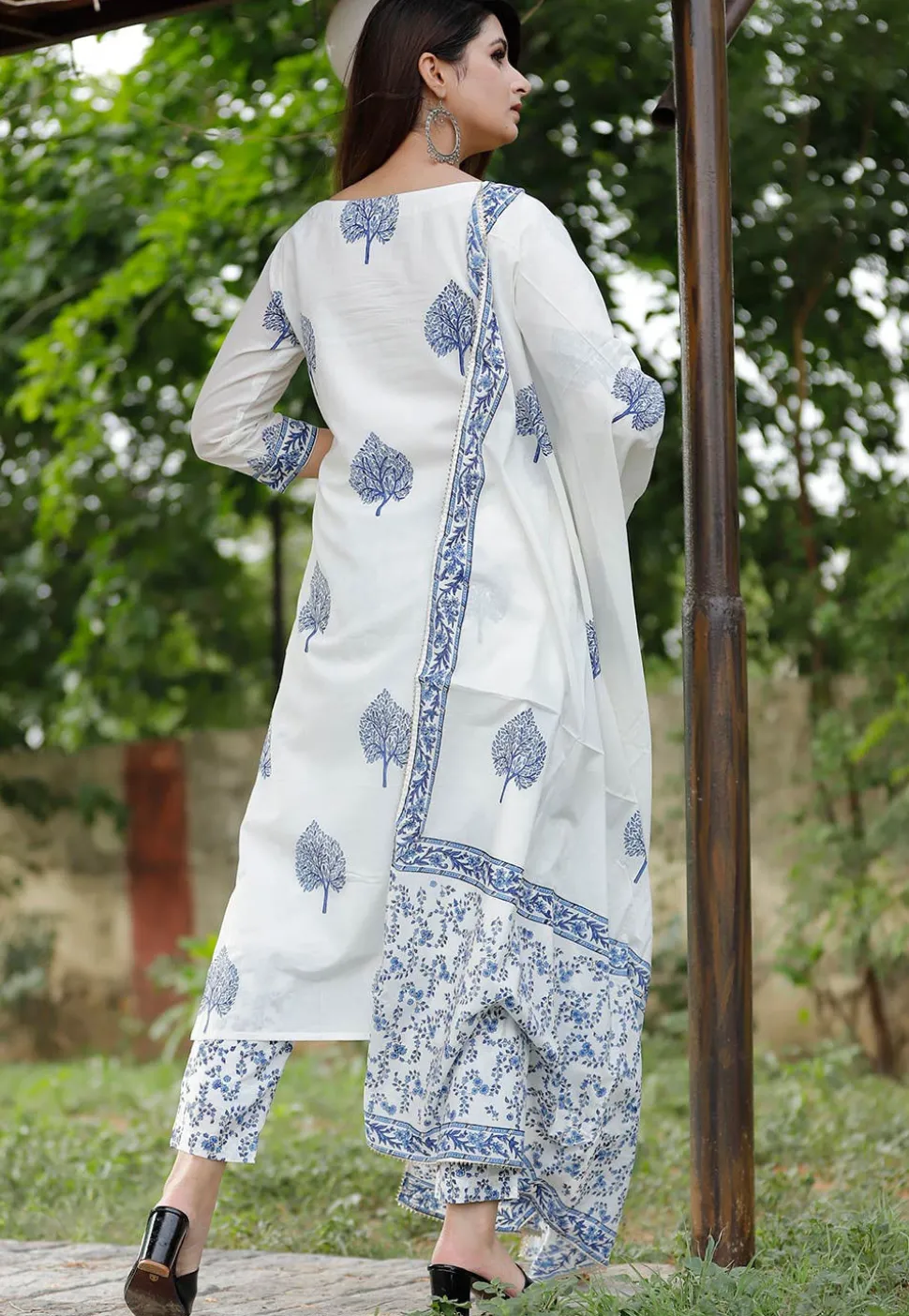 Block Printed Cotton Pakistani Suit in Off White