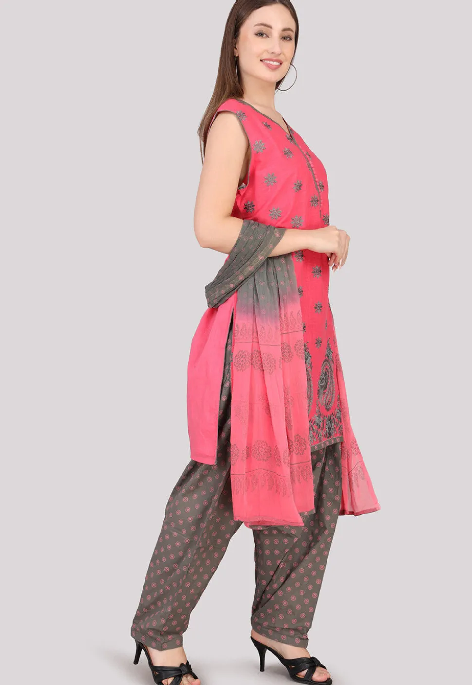 Block Printed Cotton Punjabi Suit in Pink