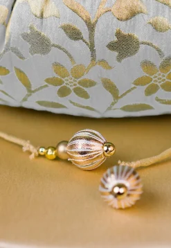 Brocade Potli Bag in Off White