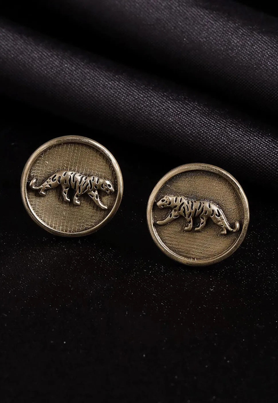 Calm Chetaah Metallic Cufflink Pair