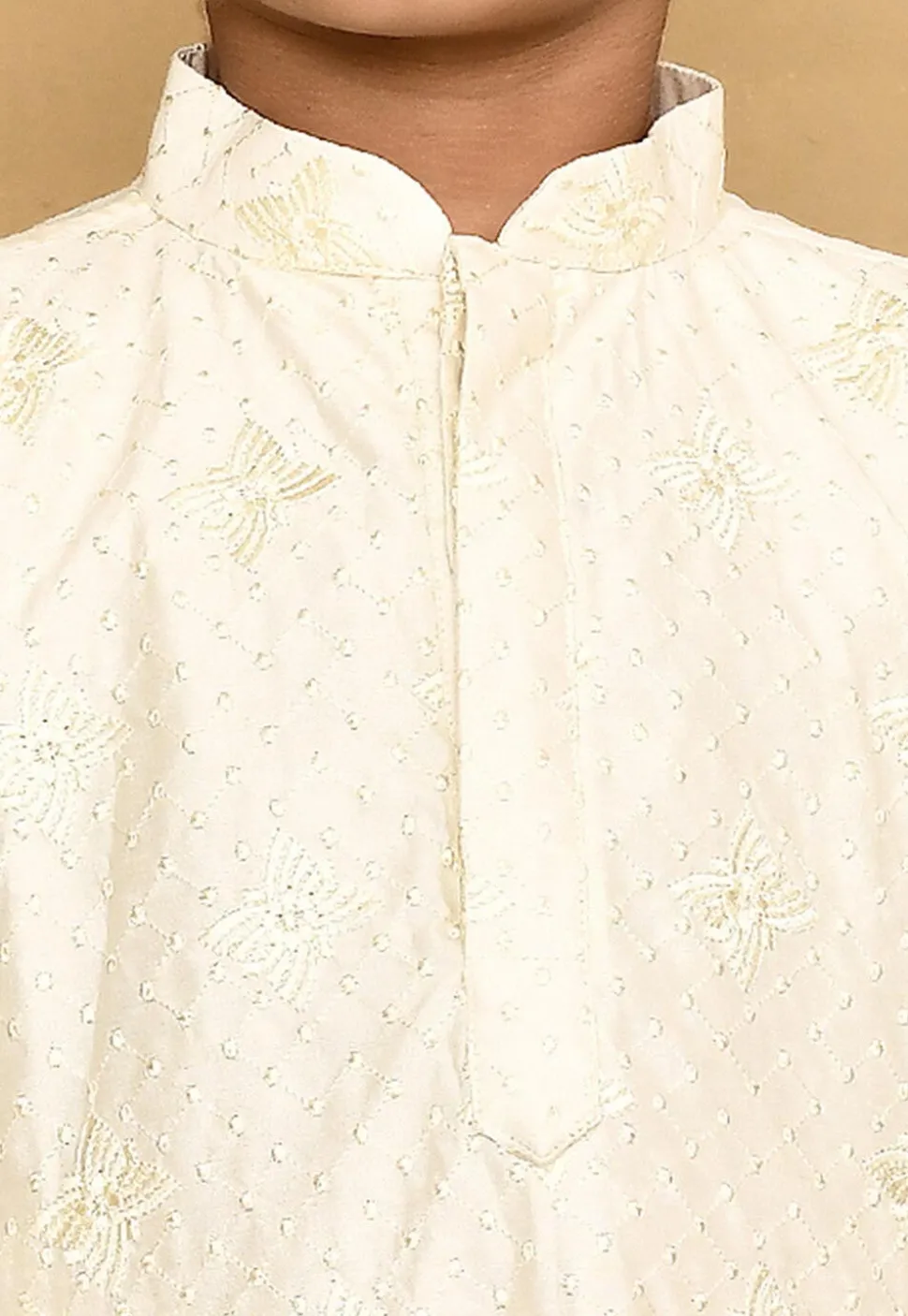 Chikankari Cotton Silk Kurta in Off White