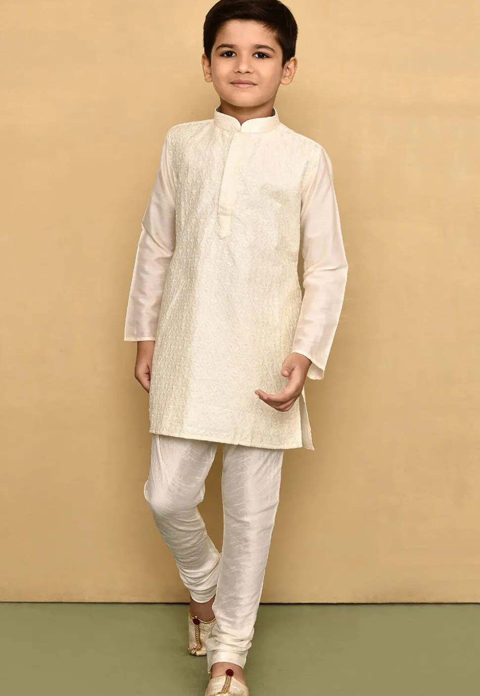Chikankari Cotton Silk Kurta in Cream
