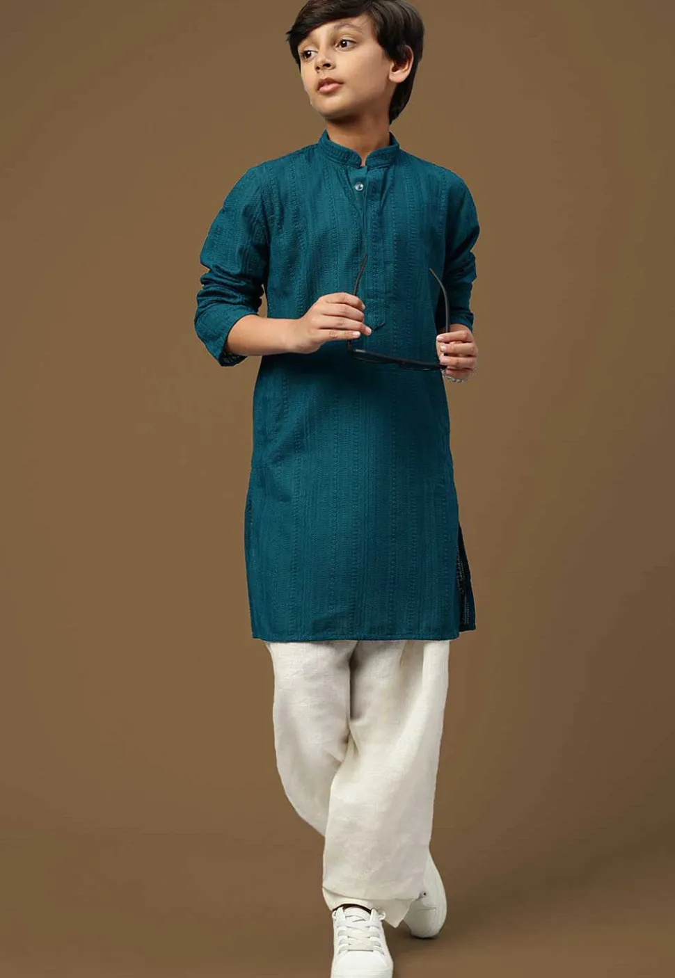 Chikankari Pure Cotton Kurta in Teal Blue