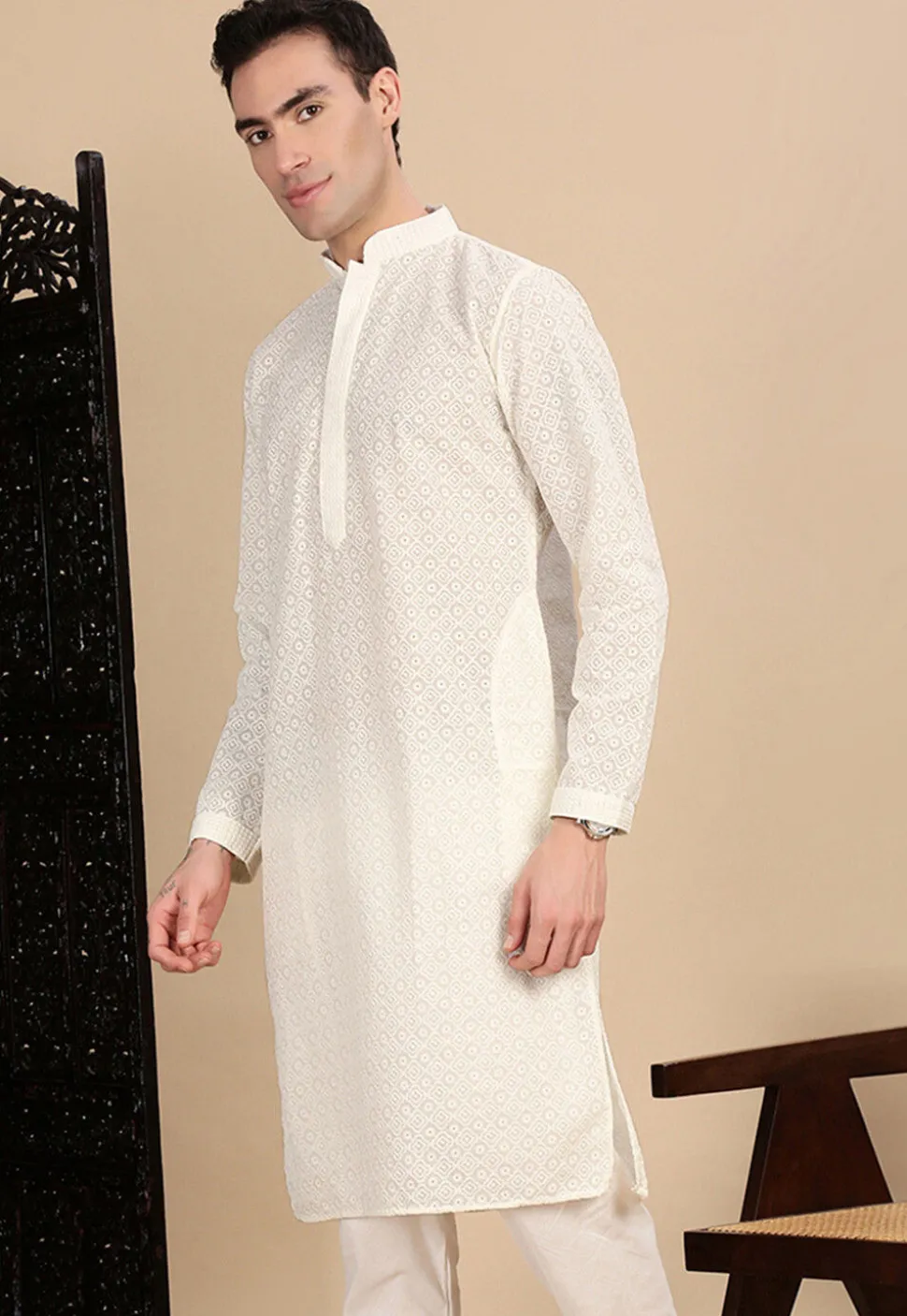 Chikankari Pure Cotton Kurta in Off White