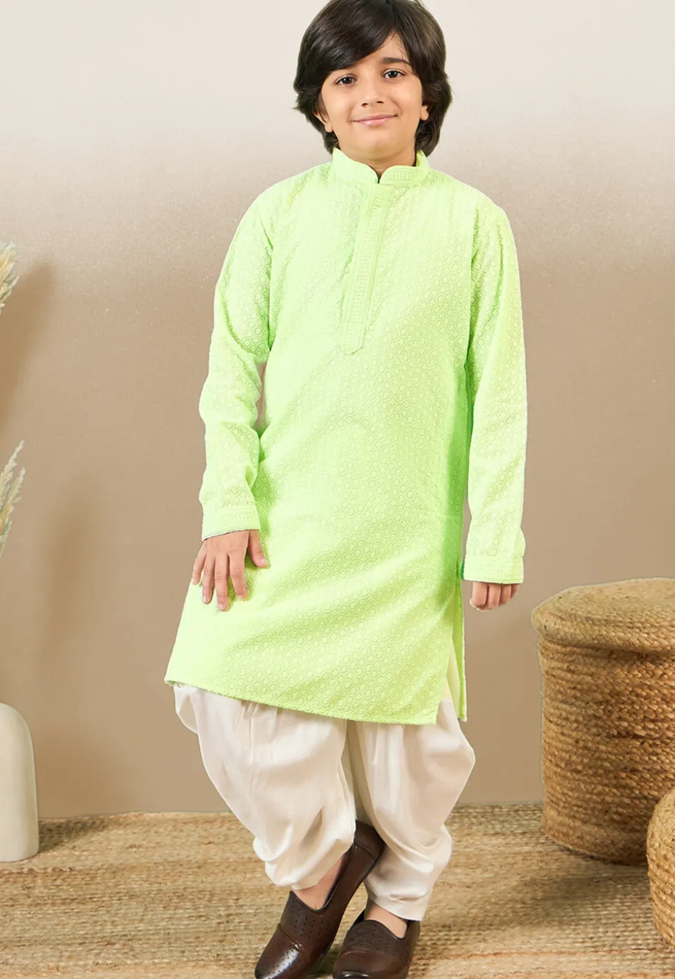 Chikankari Pure Cotton Kurta in Light Green