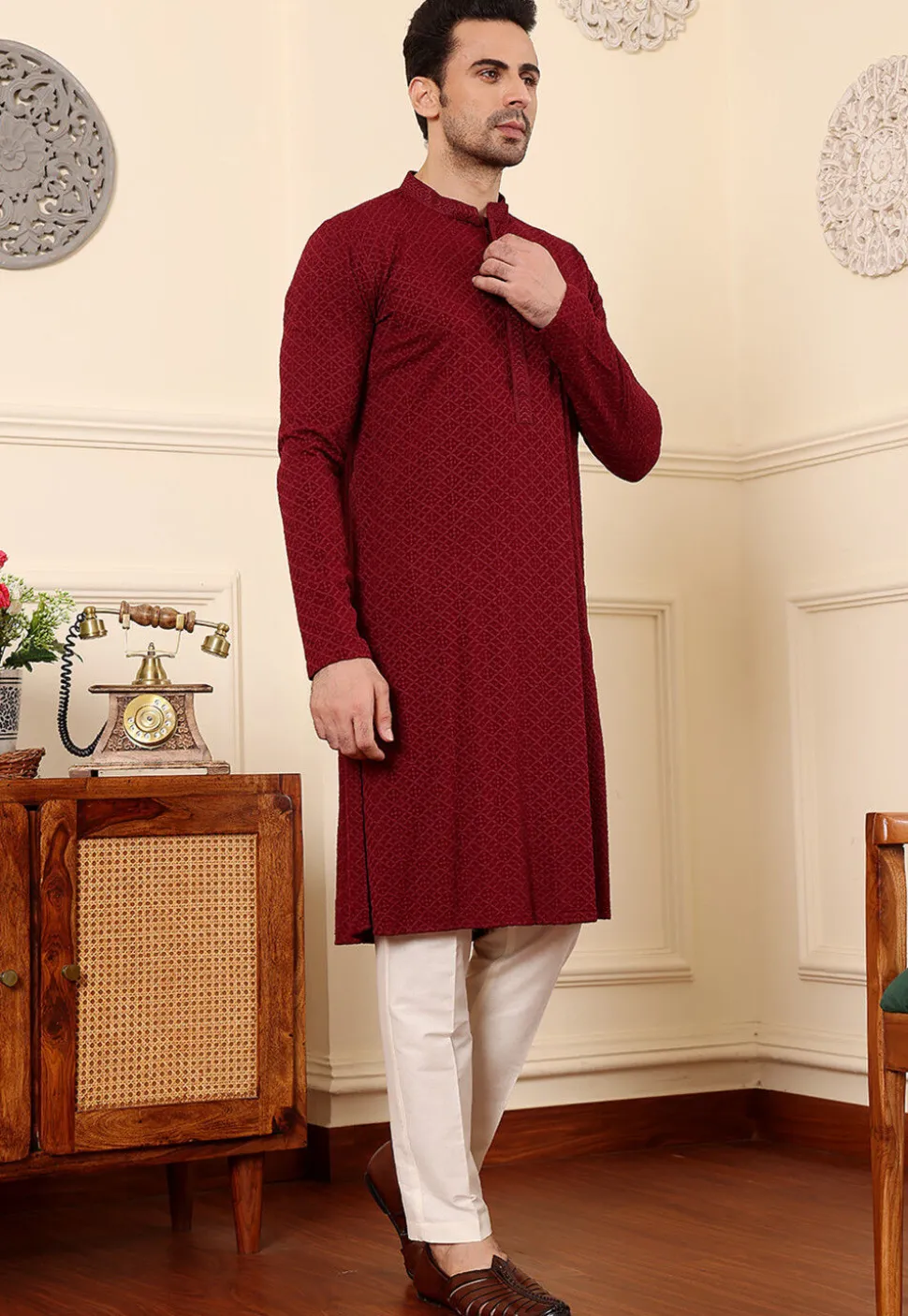 Chikankari Viscose Rayon Kurta in Maroon