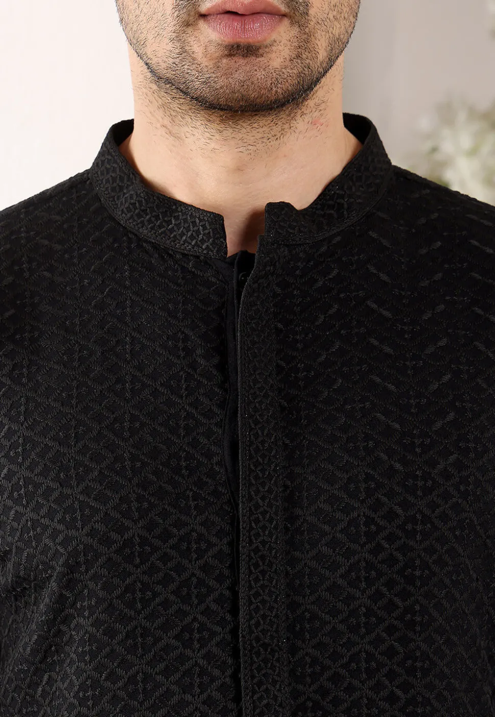 Chikankari Viscose Rayon Kurta in Black
